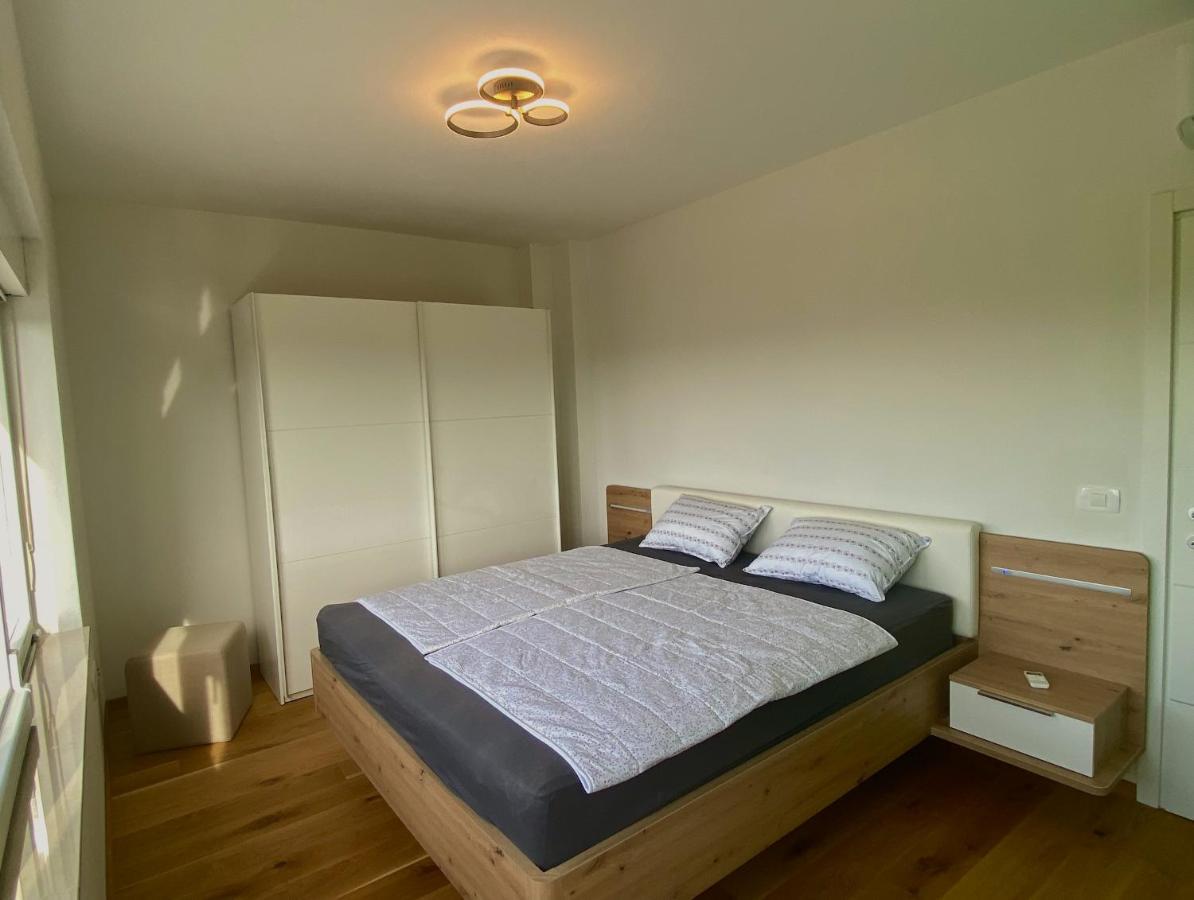 Ferienhaus Luka 扎达尔 外观 照片